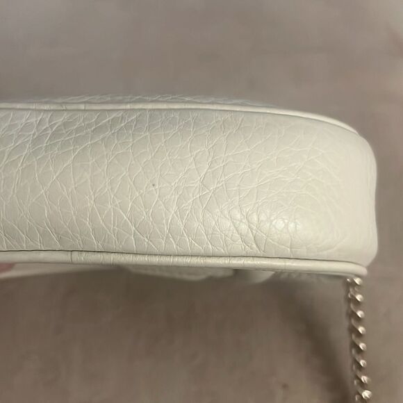 Gucci Mini SoHo Crossbody Chain Bag - Cream and Gold - Picture 11 of 13